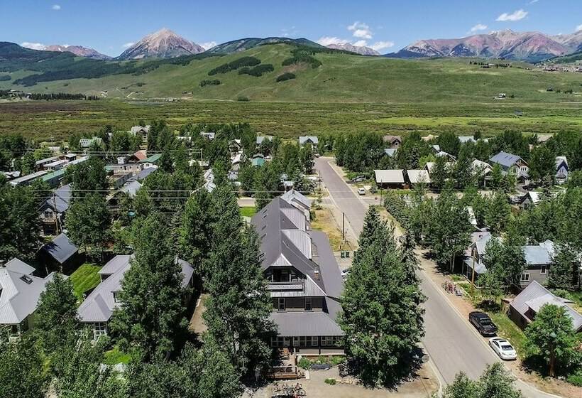 Номер Стандарт Двуспальная Кровать, Elk Mountain Lodge