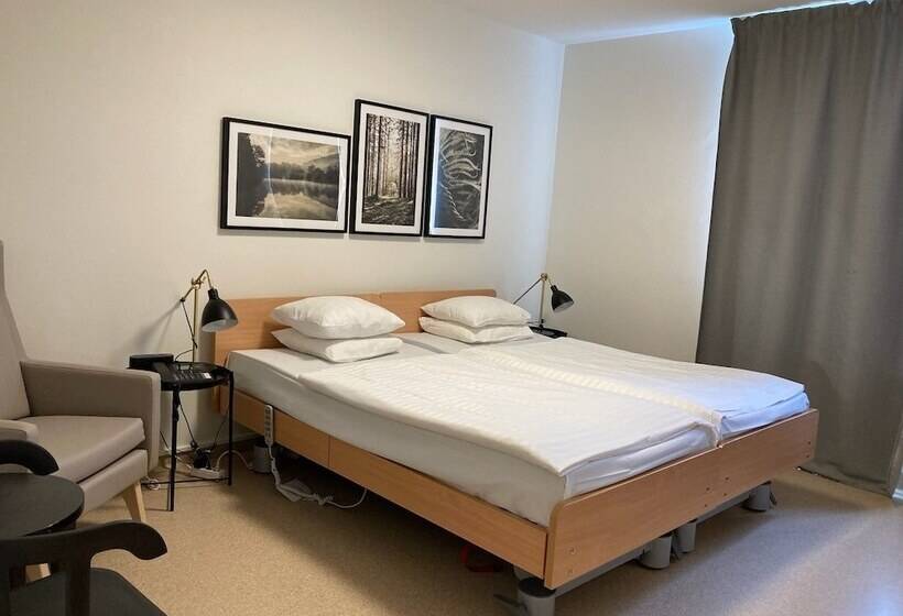 Номер Стандарт, L Morby  Danderyd Hospital