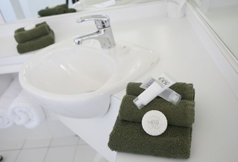 장애인을 위한 스위트, Cornwall Motor Lodge