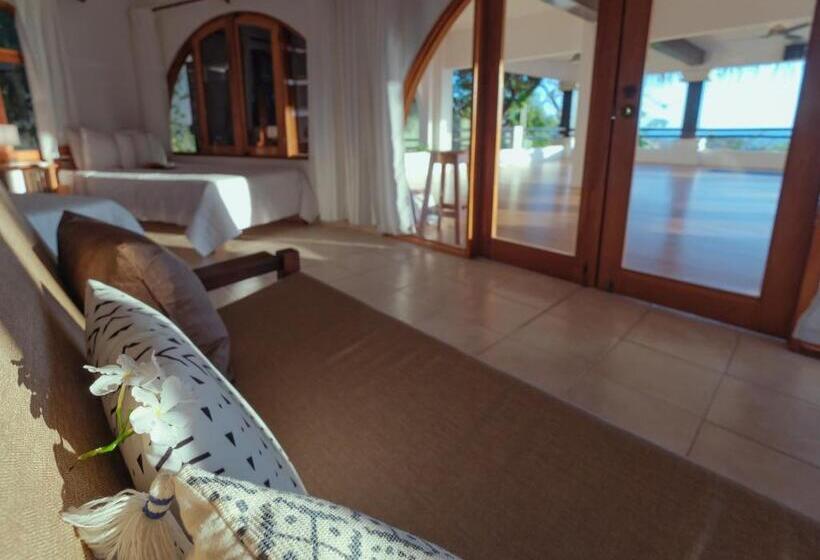 Студия Deluxe, Casas Kismet