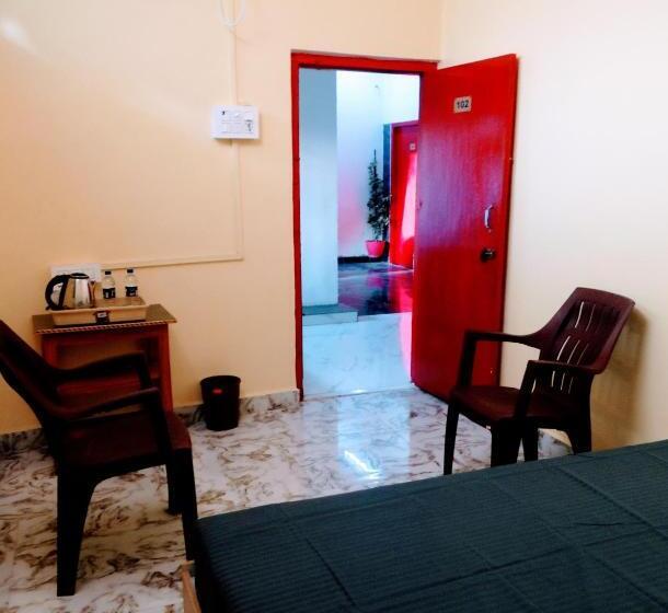 اتاق لوکس, Shree Ram Sia Hotel And Banquets