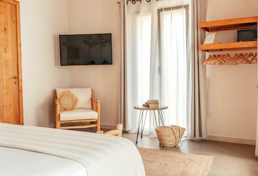 Люкс Повышенной Комфортности, ōrigins Hotel Boutique   Adults Only