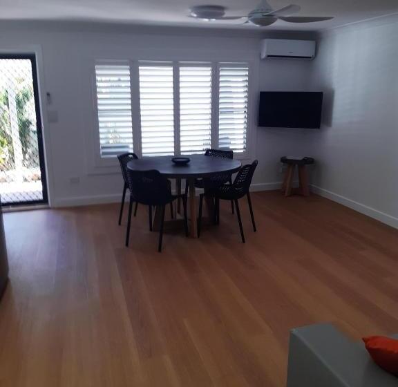 Апартаменты 1 Спальня, Seashells Beachfront Resort