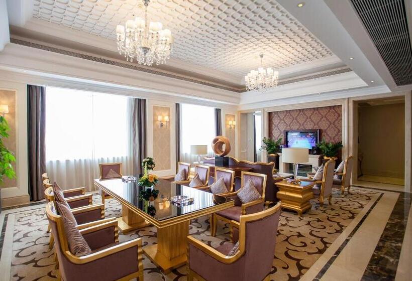 Президентский Люкс, Ramada Plaza Shaoguan City Centre