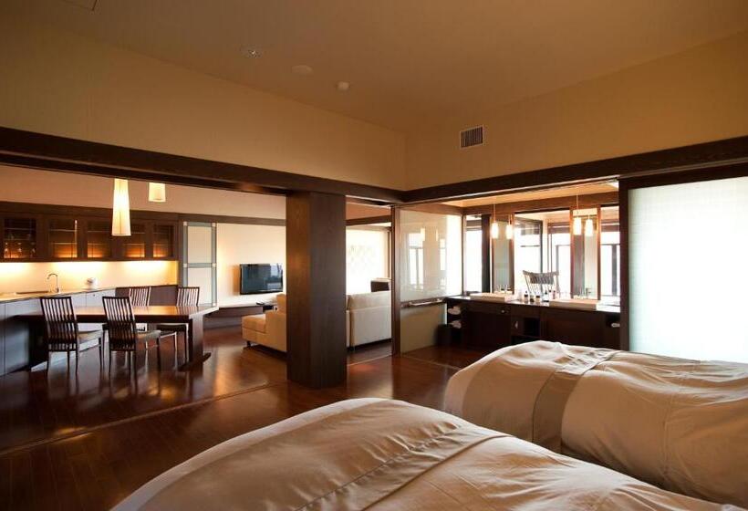 Президентский Люкс, Lake Shikotsu Tsuruga Resort Spa Mizu No Uta
