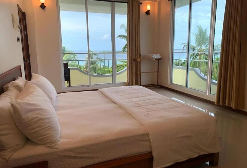 اتاق لوکس با بالکن و چشم‌انداز دریا, Noah Private Beach House