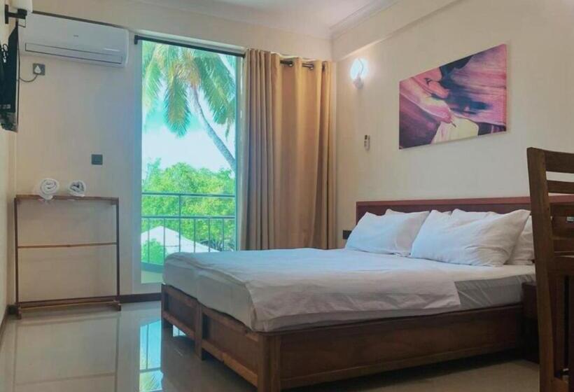 اتاق استاندارد با بالکن و چشم‌انداز دریا, Noah Private Beach House