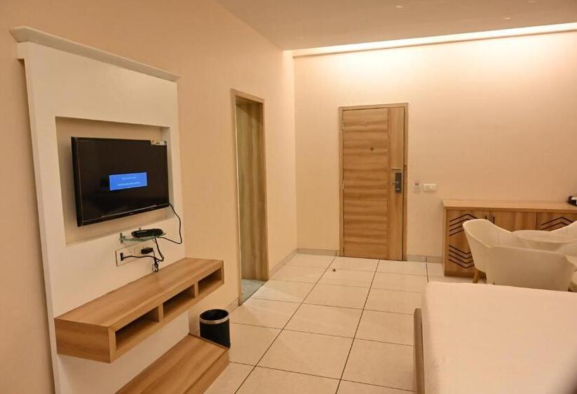 Номер Superior, Rang Lords Inn Bharuch