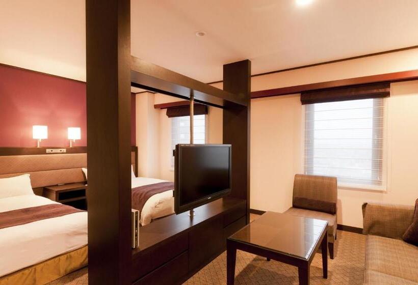 Полулюкс, Den S Hotel Yonezawa