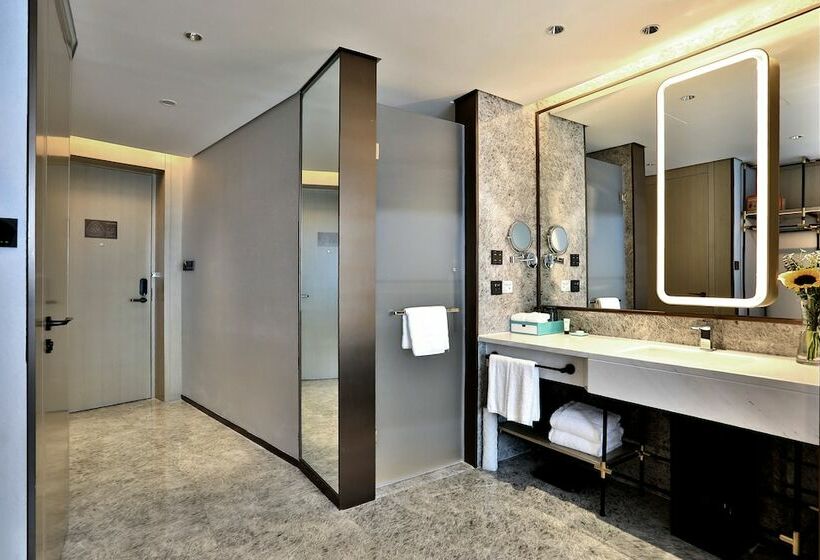 Номер Deluxe, Wyndham Garden Hangzhou Yuhang