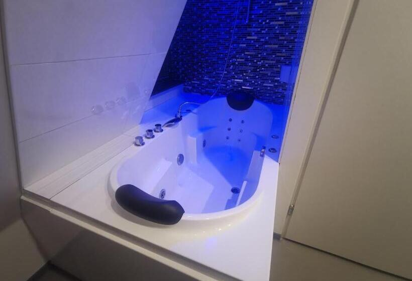 经济房, Wellness Suite Utrecht