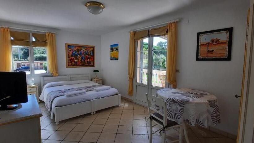 풀장 전망 디럭스 룸, Villa Playa Del Sol   B2