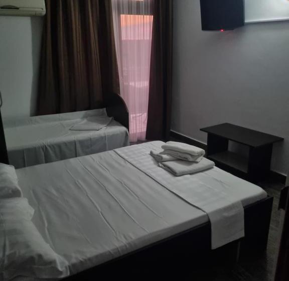 اتاق لوکس سه تخته, Camere De închiriat Duly Costinești