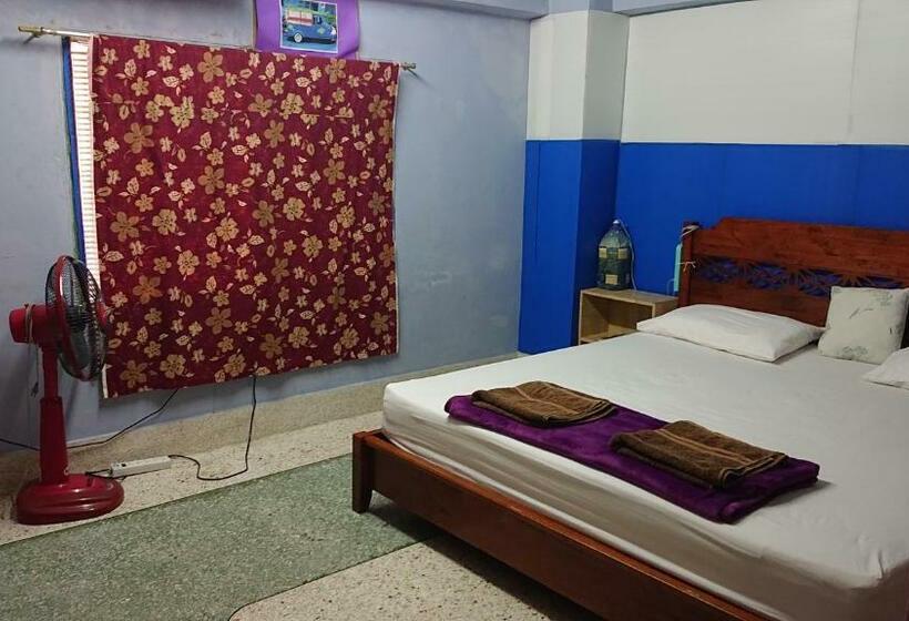 Номер Deluxe, Banphe​ Hostel