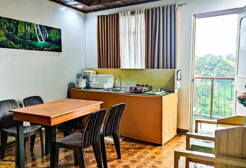 발코니가 있는 스위트, Bag C Vacation House Bed And Breakfast
