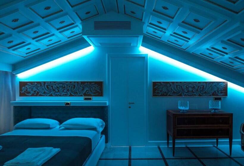 اتاق استاندارد با تخت دو نفره بزرگ, Opera Arte Rooms