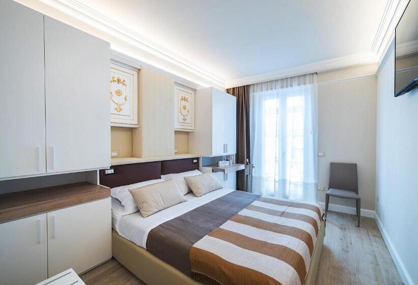 اتاق سوپریور با بالکن, Opera Arte Rooms