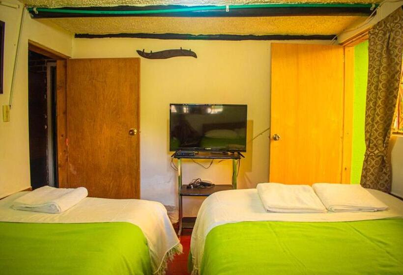 Трехместный Номер Классика, Miramonte Hostal