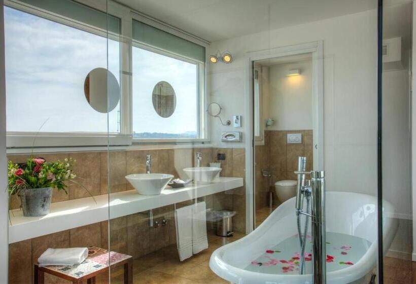 Suite with Terrace, D Place Hotel & Suite
