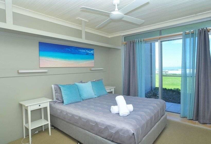 Апартаменты 1 Спальня Нижний Этаж, Lennox Head Beachfront Apartments