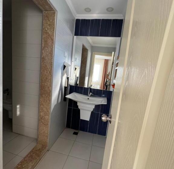 Quarto Familiar, Ibrahim Bey