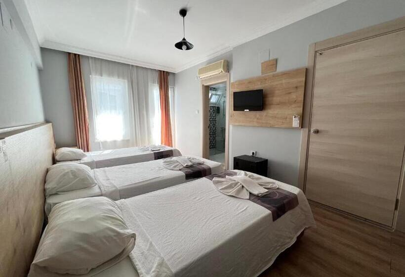 Quarto Triplo Estandar, Ibrahim Bey