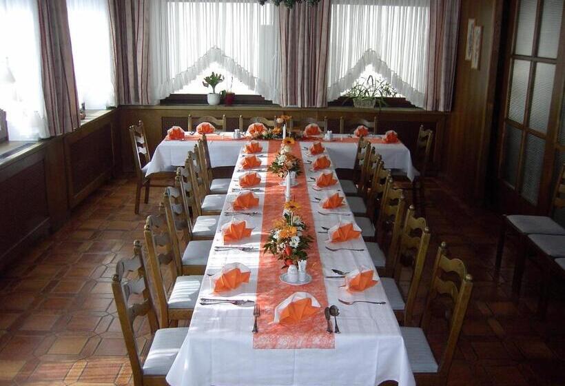 Номер Стандарт Индивидуальный, Restaurant Zum Schwan