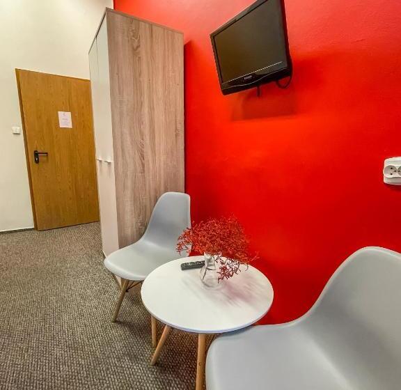 Номер Стандарт, Moon Hostel Warszawa