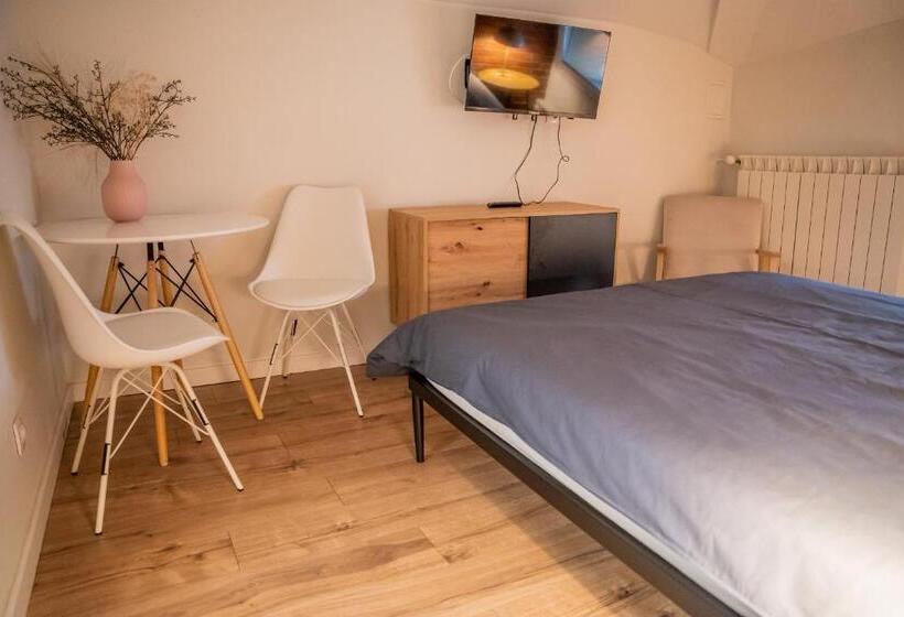 Номер Deluxe, Moon Hostel Warszawa