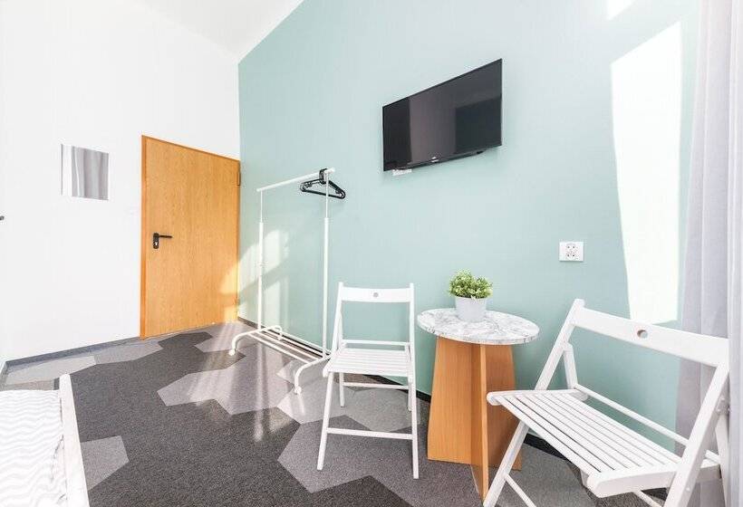 Номер Стандарт, Moon Hostel Warszawa
