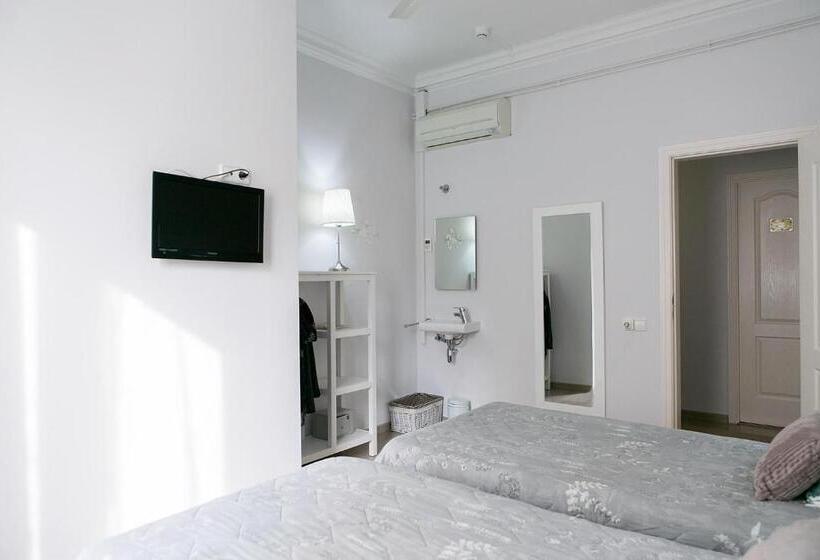 Habitación Estándar Baño Compartido, Blanc Guest House