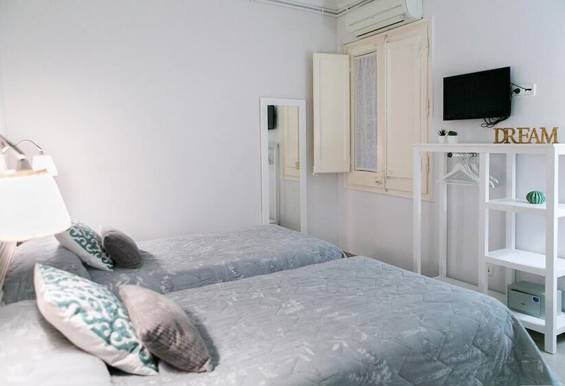 Habitación Estándar Baño Compartido, Blanc Guest House