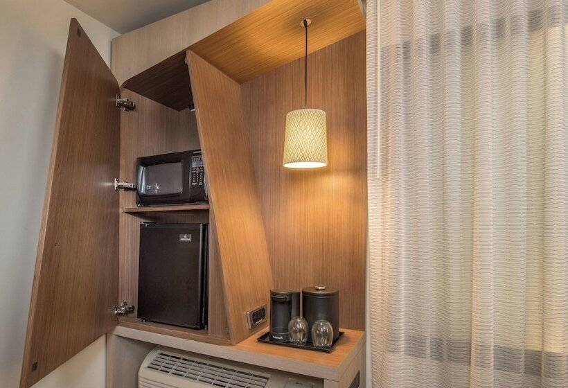 Номер Стандарт 2 Двуспальные Кровати, Courtyard By Marriott Titusville Kennedy Space Center
