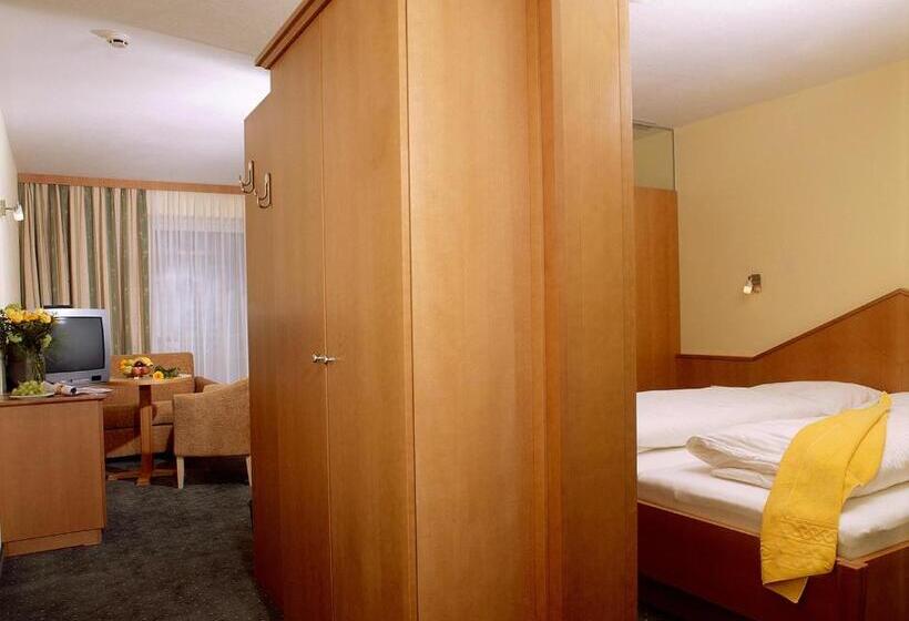 Люкс Superior 2 Спальни, Erlebnishotel Fendels