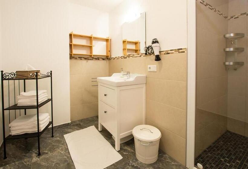 Апартаменты 2 Спальни с Балконом, Familienferienhof Stabauer