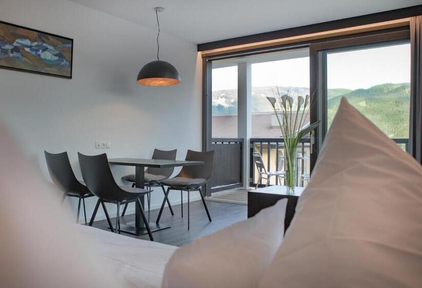 Апартаменты 1 Спальня с Балконом, & Appartements Oberhofer