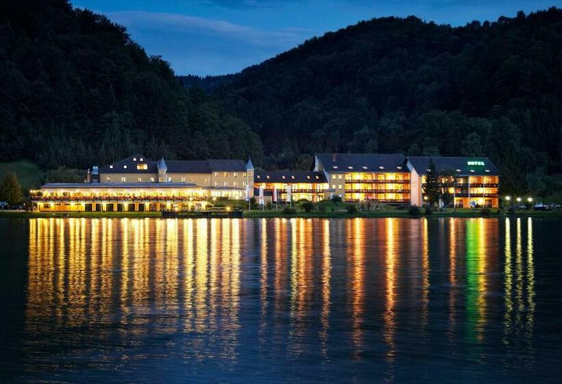 Номер Стандарт Вид на Сад, Riverresort Donauschlinge