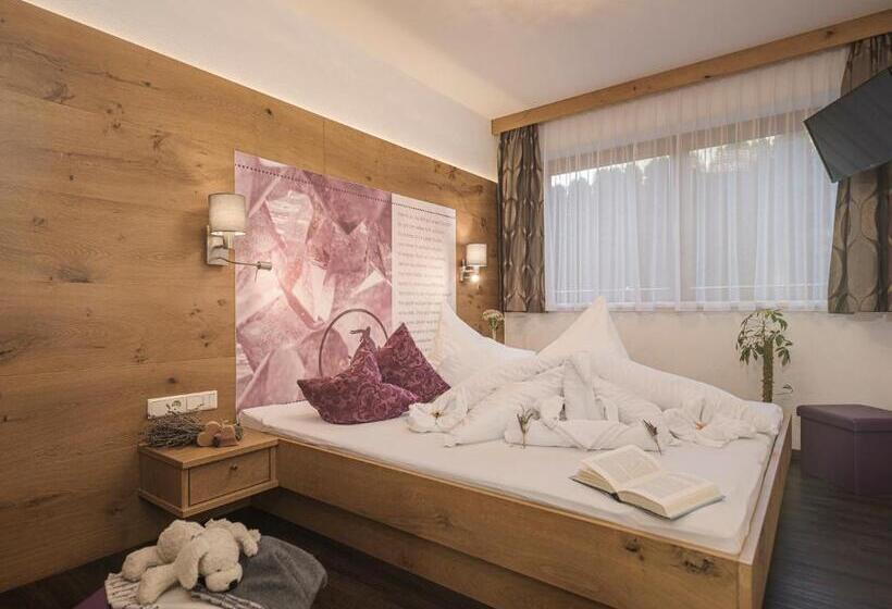 Апартаменты Comfort 3 Спальни, Apart Central – Premium Mountain&garden