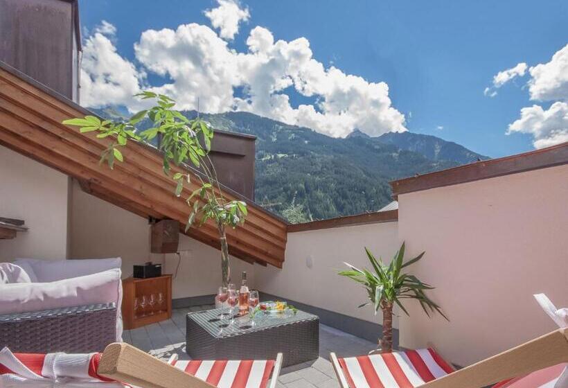 Апартаменты Пентхаус 1 Спальня, Apart Central – Premium Mountain&garden