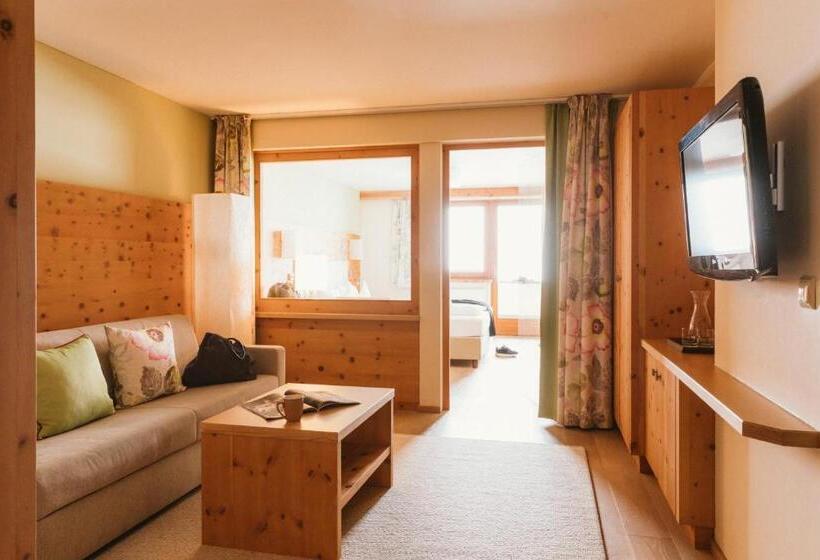Люкс с Балконом, Gartenhotel Linde 4 Sterne Superior