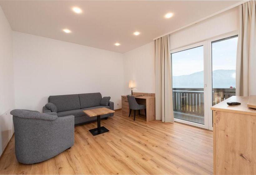 Апартаменты 1 Спальня, Schönberger