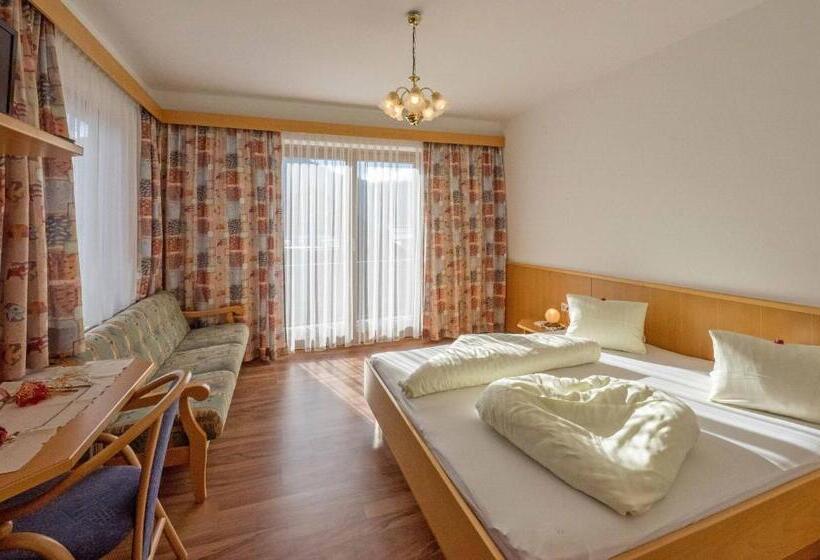 Номер Стандарт с Балконом, Haus Schluder   Familie Stanitzer