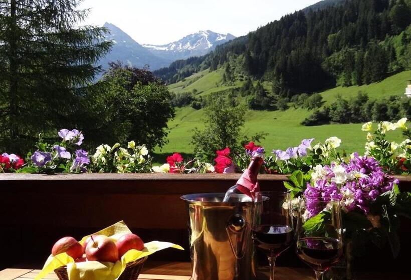 اتاق خانوادگی با چشم‌انداز کوه, Zittrauerhof   Urlaub Am Bauernhof Gastein