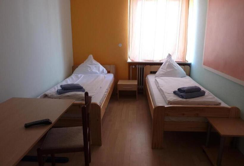Номер Стандарт, Pension Im Bett