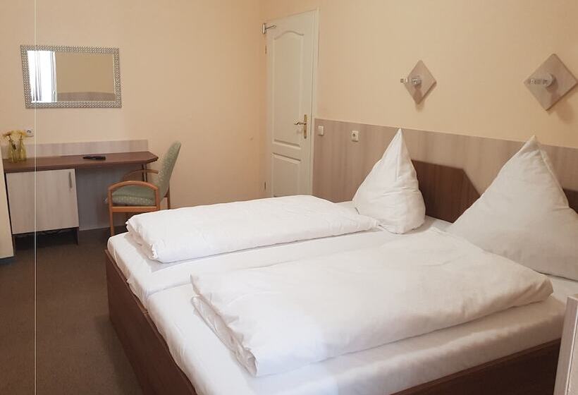 Номер Стандарт, Pension Im Bett