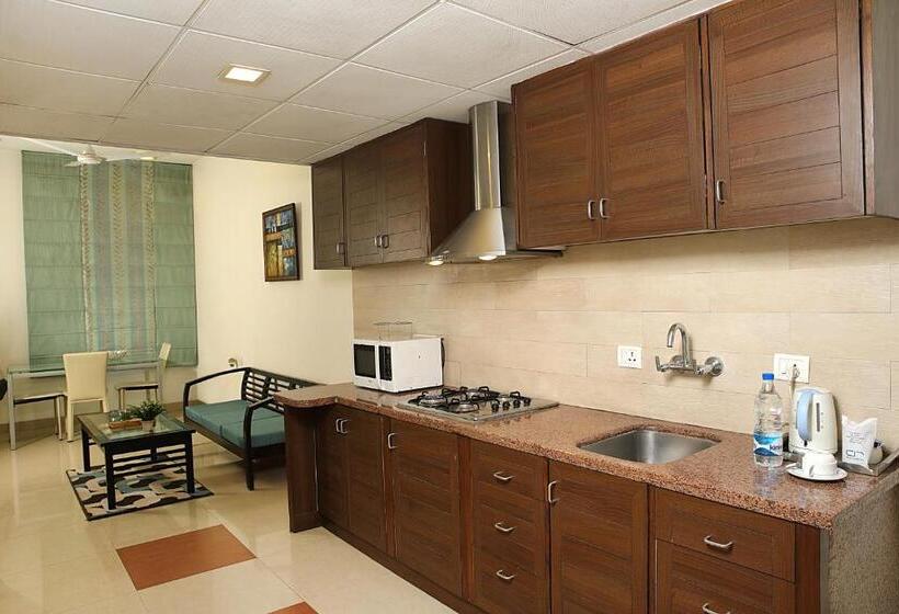 סוויטה אקזקיוטיב, Ahuja Residency Parklane, Gurgaon