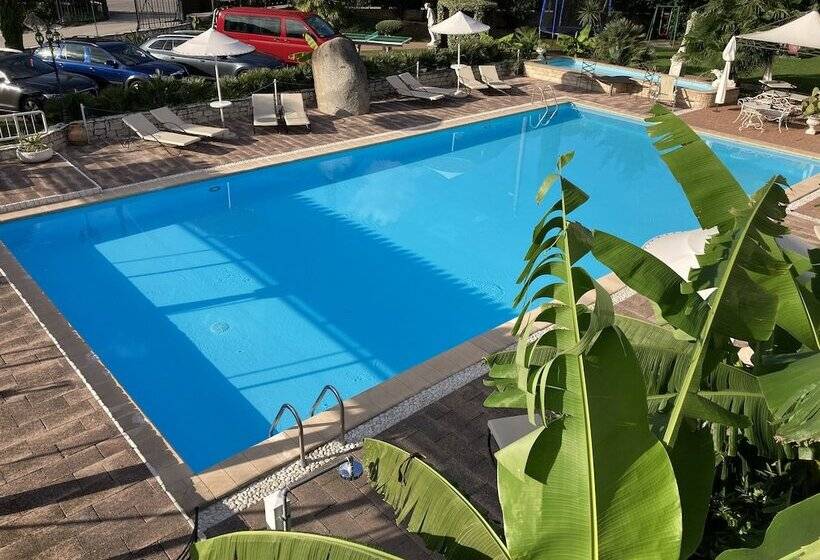 2침실 아파트 정원 전망, Residence Segattini