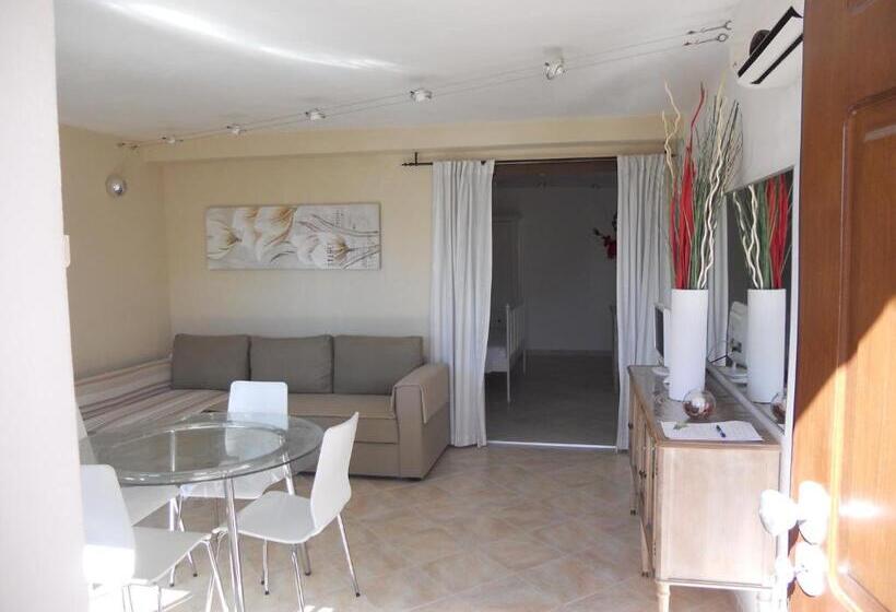 آپارتمان 1 خوابه, Residence Borgo Punta Villa