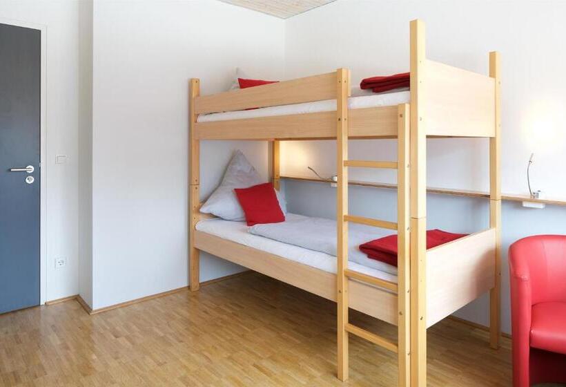غرفة عائلية, Bed & Breakfast Rotes Haus