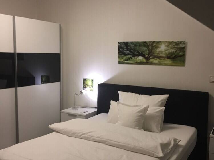 标准单人间, Landhotel Menke